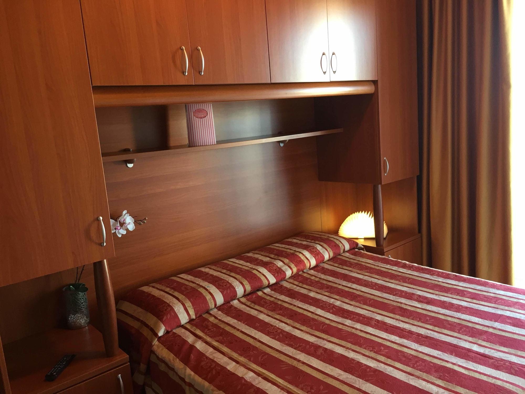 Hotel Storione 리도 디 예솔로 외부 사진