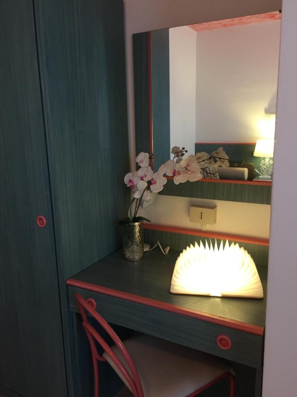 Hotel Storione 리도 디 예솔로 외부 사진